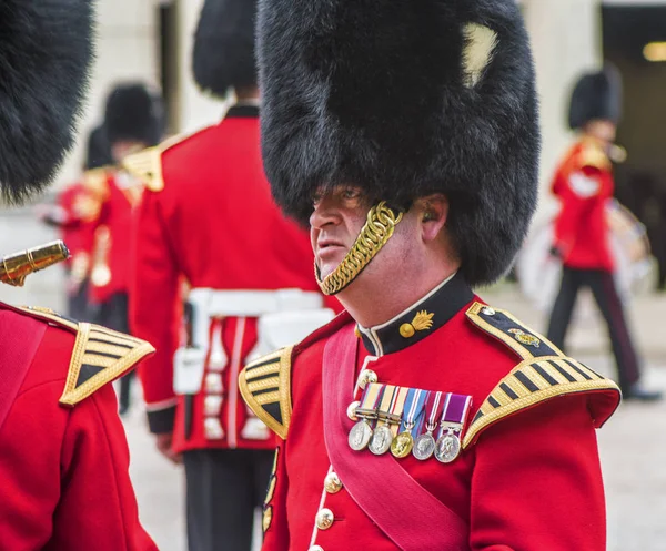 Kraliyet muhafızları Whitehall'daki — Stok fotoğraf