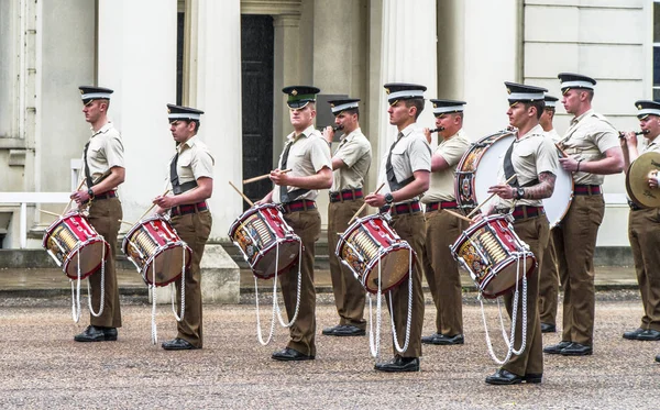 Kraliyet muhafızları Whitehall'daki — Stok fotoğraf