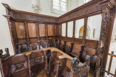 Küçük kale kilisede