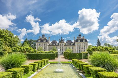 Cheverny castle Park view