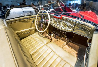 Mercedes Benz Müzesi ziyaret