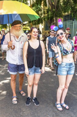 Neşeli tüm Gay Parade katılımcıların yaş