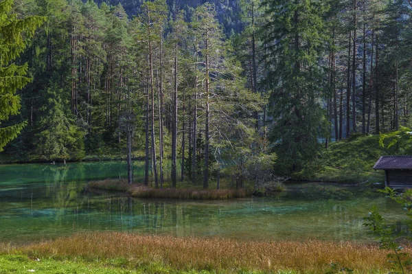 Альпійські озера краєвид — стокове фото