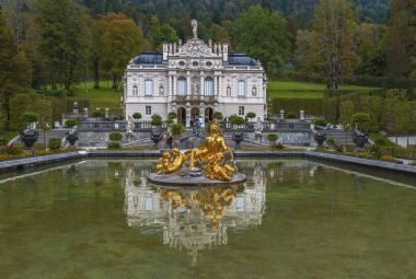 Ziyaret Linderhof Palace park