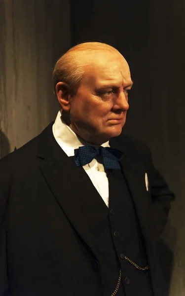 Berlin, Almanya - Şubat 2017: Winston Churchill balmumu şekil Madame Tussaud's Müzesi'nde