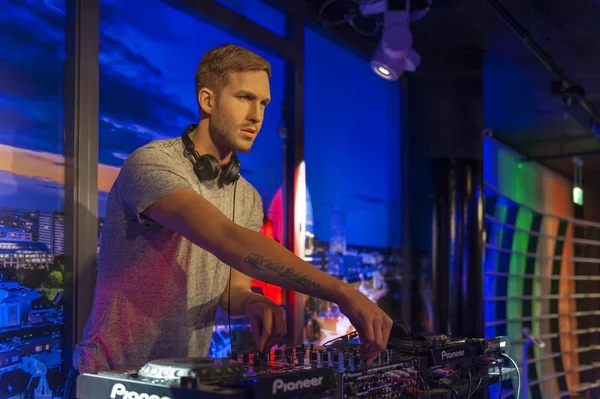 Berlin, Almanya - Şubat 2017: Calvin Harris balmumu şekil Madame Tussaud's Müzesi'nde
