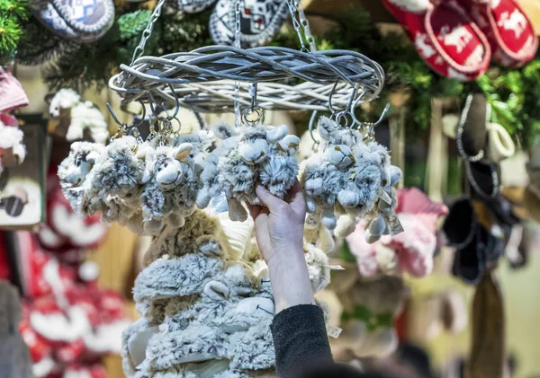 Verschiedene Helle Weihnachts Und Neujahrsdekorationen — Stockfoto