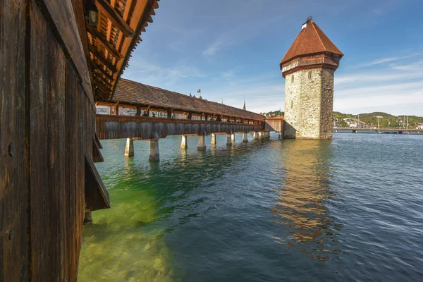 Lucerne Switzerland April 2017 View Chapel Bridge Dated 14Th Century — Stock Photo, Image