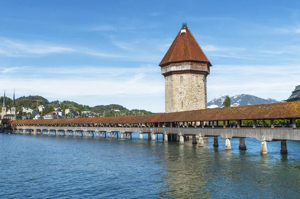 Lucerne Switzerland April 2017 View Chapel Bridge World Oldest Wooden — Stock Photo, Image