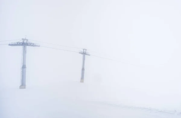 Pali Elettrici Nelle Alpi Svizzere Una Grigia Giornata Invernale — Foto Stock