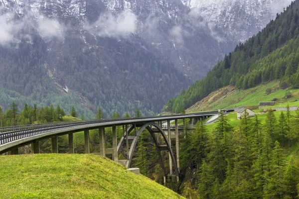 Vista Desde Simplon Pass Conectando Suiza Italia —  Fotos de Stock