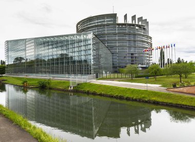 Strasbourg, Fransa - Mayıs 2017: görünümü resmi bina Avrupa Parlamentosu