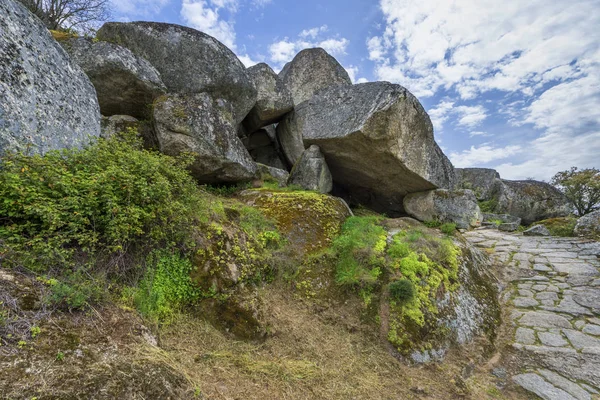 Walking Unique Stone Village Monsanto Portugal — Stock Photo, Image