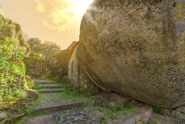 Paseando Por Singular Pueblo Piedra Monsanto Portugal — Foto de Stock