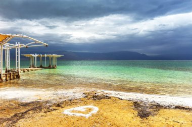 Ölü denizde fırtınalı bir gün, İsrail