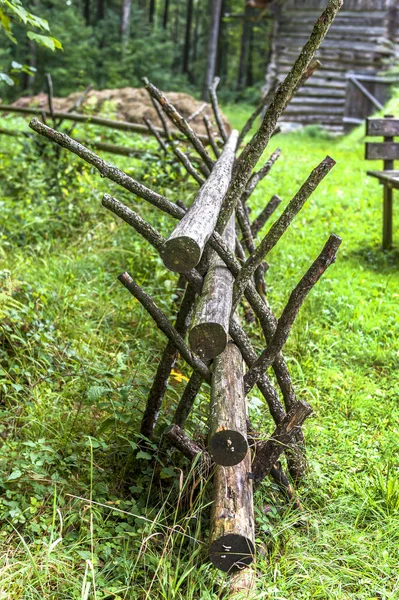 木制的树篱参观奥地利萨尔茨堡附近的露天农村生活历史博物馆 — 图库照片