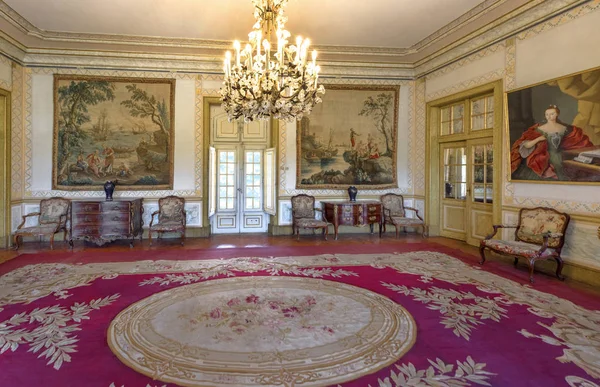 Portekiz 'deki Queluz kraliyet sarayının içi.