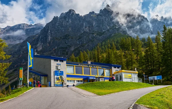 Dolna Stacja Kolejki Linowej Dachstein Austria — Zdjęcie stockowe