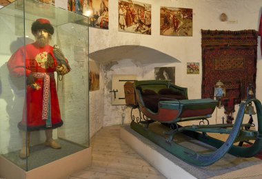 Avusturya, Hohenwerfen kalesindeki sergide eski şahin kostümleri