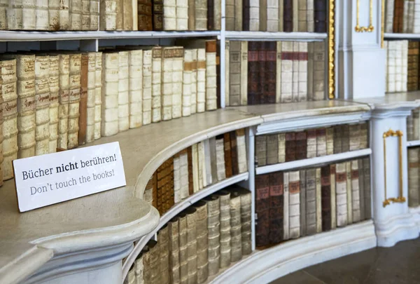 Perpustakaan Monastik Terbesar Dunia Yang Terkenal Karena Koleksi Ilmiahnya Yang — Stok Foto