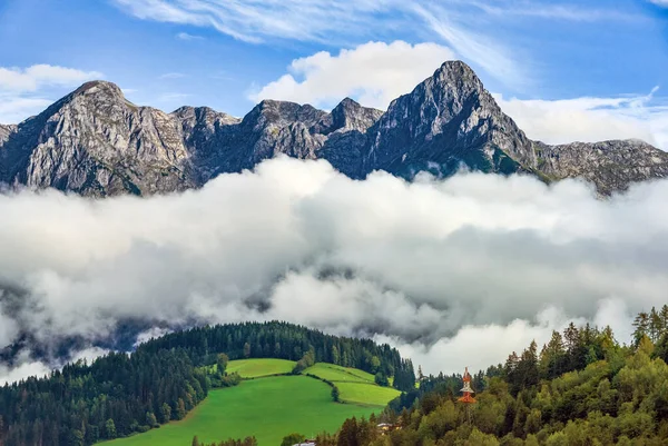 Chmurny Krajobraz Alpach Austriackich — Zdjęcie stockowe