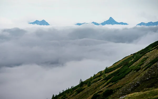 Cloudy Diagonals Grossglockner Alpine Road — Foto Stock