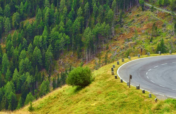 Körning Längs Grossglockner Alpine Road — Stockfoto