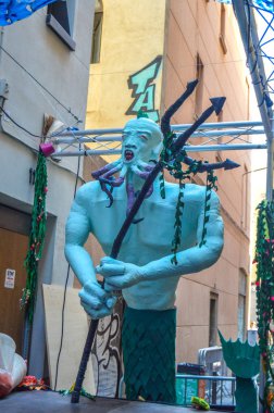 Fiesta Major de Gracia, Carrer de Jesus, Barcelona, İspanya - Ağustos 2019. Gracia ilçesinin dekore edilmiş caddeleri. 