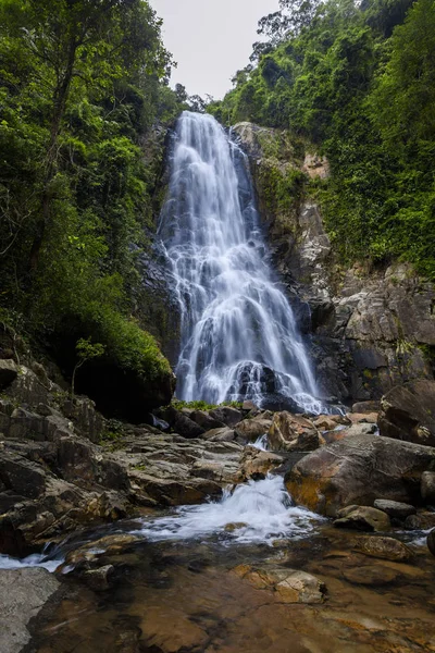 Khao nan Nationalpark, sunanta wasserfall nakhon si thammarat tha — Stockfoto