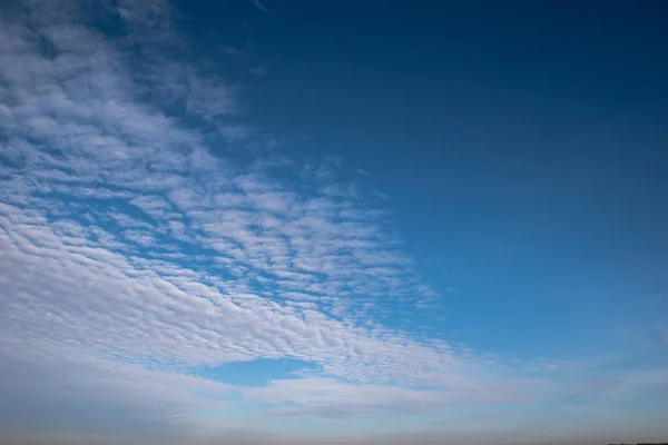 Lucht Met Wolken Zon — Stockfoto