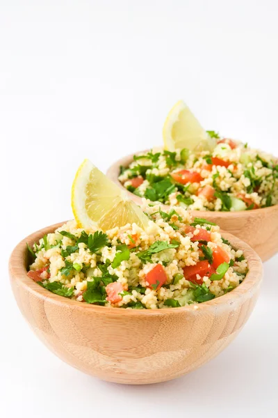 Ensalada de Tabbouleh con cuscús y verduras —  Fotos de Stock