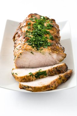 Beyaz arka plan üzerinde izole kavrulmuş domuz eti