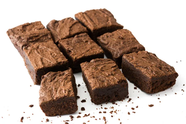 Chocolate brownie com xarope de chocolate isolado em fundo branco — Fotografia de Stock