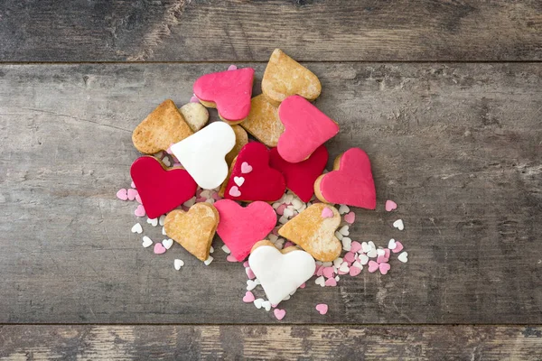 Valentine cookies with heart shape on wooden background — Stock Photo, Image