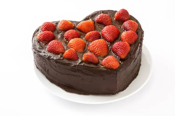 Herzförmige Torte zum Valentinstag oder Muttertag isoliert auf weißem Hintergrund — Stockfoto