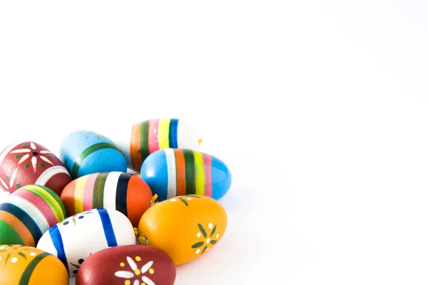 Uova di Pasqua isolate su sfondo bianco. — Foto Stock