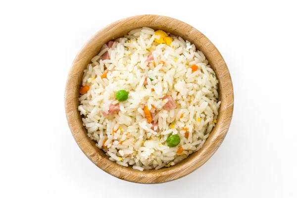 Arroz chino frito con verduras aisladas sobre fondo blanco — Foto de Stock