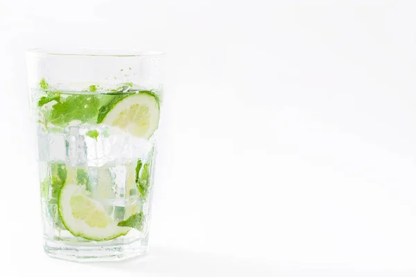 Mojito cocktail in glass isolated on white background — Stock Photo, Image