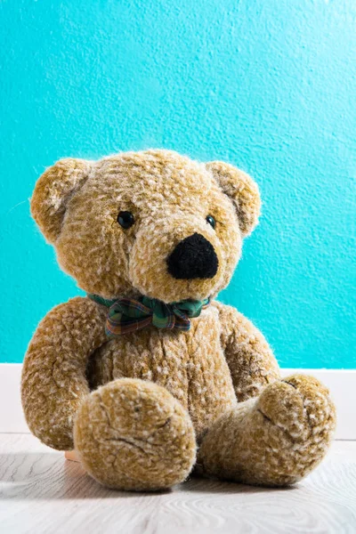 Teddy bear in a baby's room — Stock Photo, Image