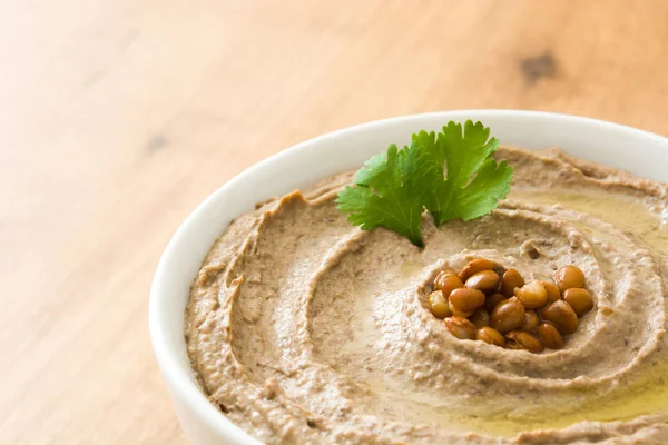 Arroz con leche gör. Sütlaç ahşap zemin üzerine tarçın ile