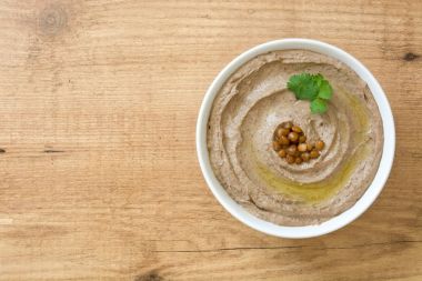 Mercimek humus ahşap kase