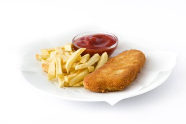 Geleneksel İngiliz balık ve beyaz arka plan üzerinde izole cips