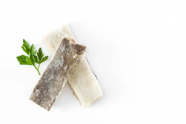 Merluzzo Bianco Essiccato Salato Isolato Fondo Bianco Cibo Tipico Pasquale — Foto Stock
