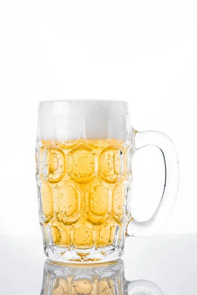 Tarro Cristal Cerveza Sobre Fondo Blanco — Foto de Stock