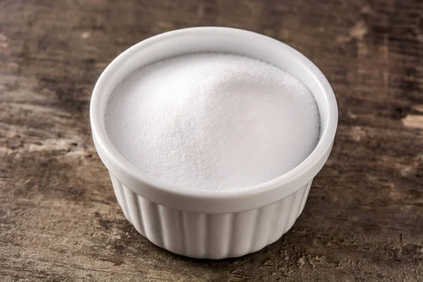 Bicarbonate Soude Dans Bol Blanc Sur Une Table Bois — Photo