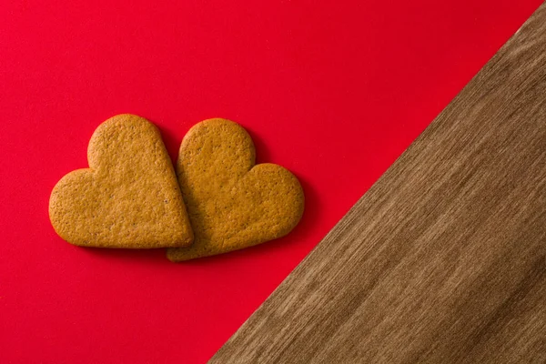 Galleta Forma Corazón Sobre Fondo Rojo Concepto San Valentín Día — Foto de Stock