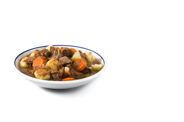 Irländsk Köttgryta Med Morötter Och Potatis Isolerad Vit Bakgrund Kopiera — Stockfoto