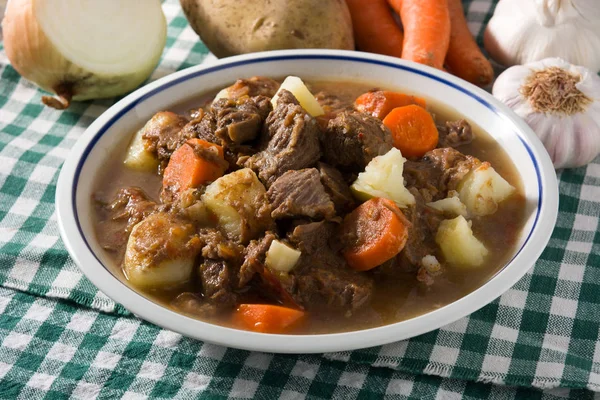 Irish beef stew with carrots and potatoes — Stok fotoğraf