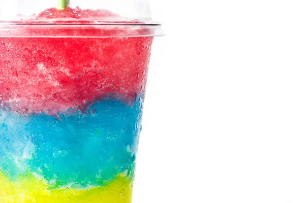 Πολύχρωμο Slushie Άχυρο Πλαστικό Κύπελλο Απομονώνονται Λευκό Φόντο Αντιγραφή Χώρου — Φωτογραφία Αρχείου