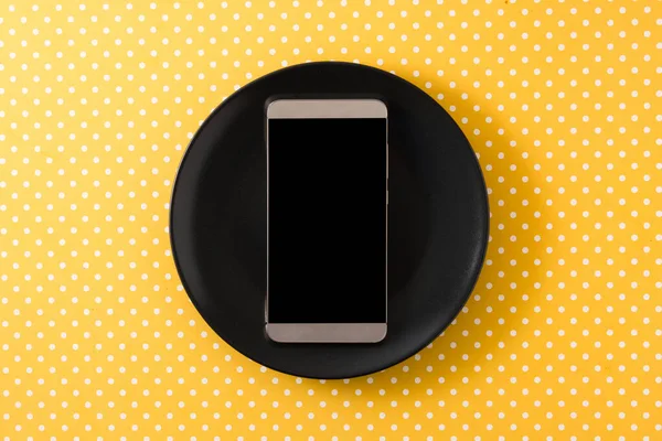 Smartphone Black Plate Yellow Background Mockup — Stock Photo, Image